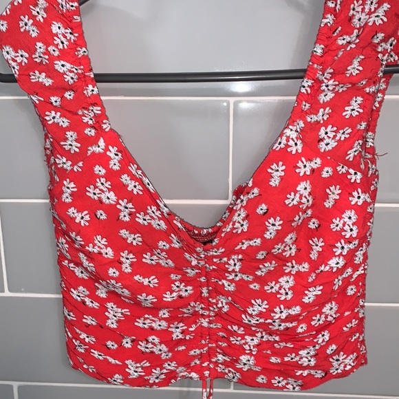 Zara Crop Top - Picture 2 of 12